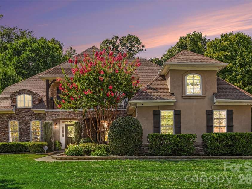 11242 Wheat Ridge Road, Charlotte, NC 28277.  MLS# CAR4416116, YatesRealty ID 47105. Twilight Photos
