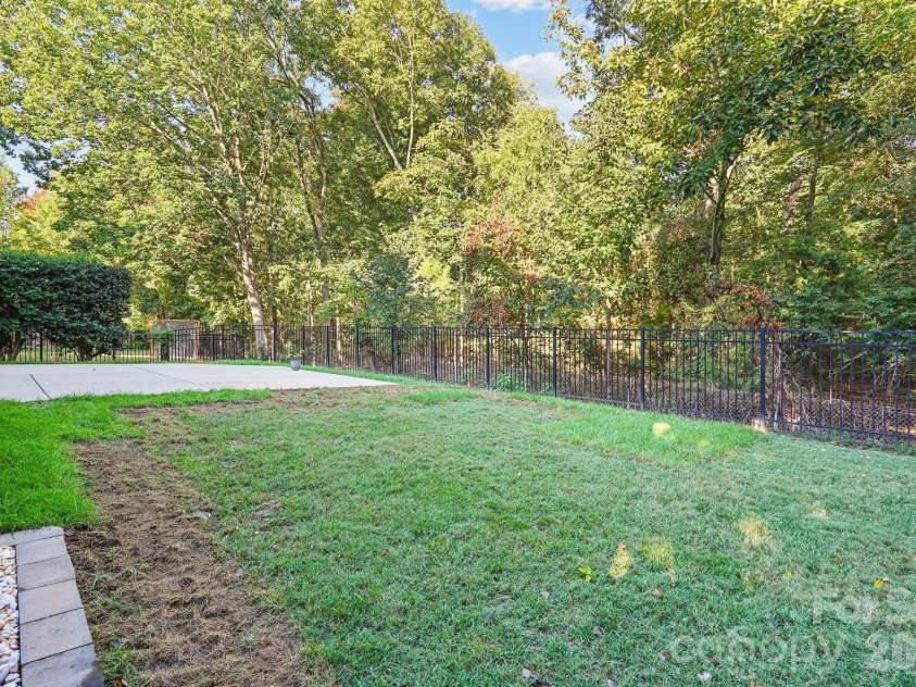 11242 Wheat Ridge Road, Charlotte, NC 28277.  MLS# CAR4428463, YatesRealty ID 47105. 