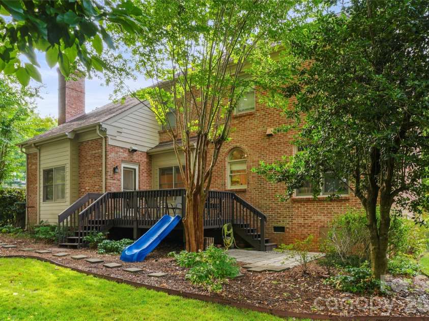16002 Prestwoods Lane, Huntersville, NC 28078.  MLS# CAR4396744, YatesRealty ID 47106. 