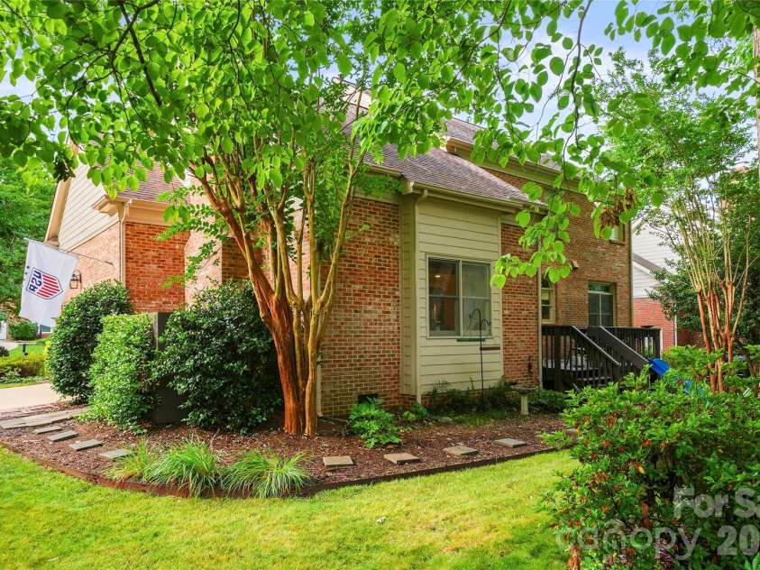 16002 Prestwoods Lane, Huntersville, NC 28078.  MLS# CAR4396744, YatesRealty ID 47106. 
