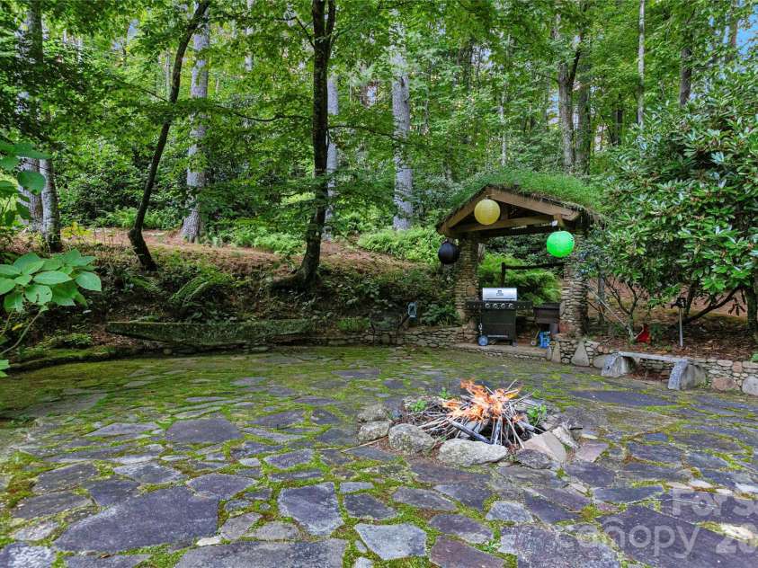87 Old Chimney Lane, Cedar Mountain, NC 28718.  MLS# CAR4412723, YatesRealty ID 47107. 