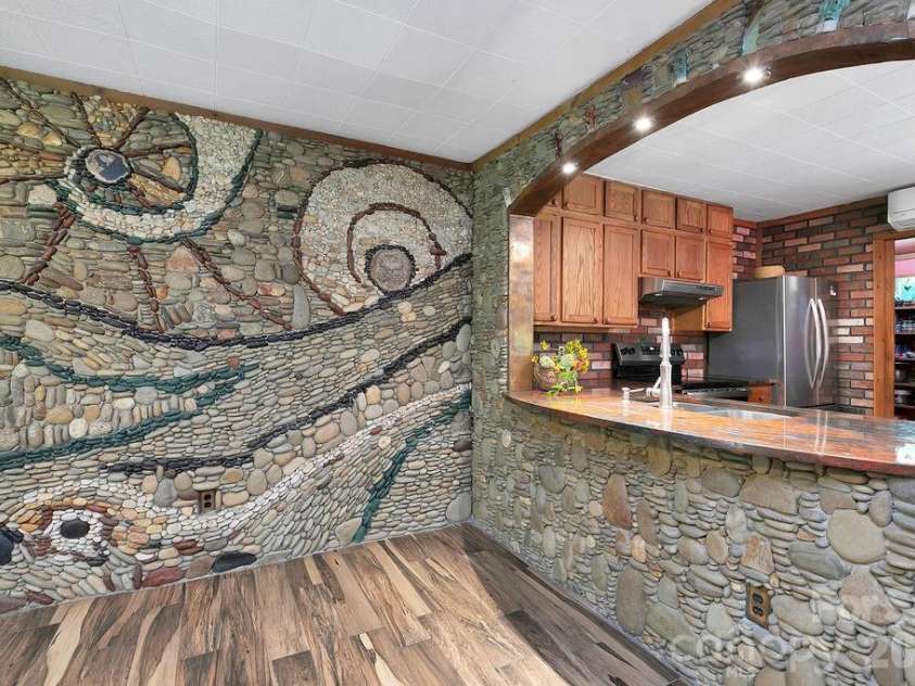 87 Old Chimney Lane, Cedar Mountain, NC 28718.  MLS# CAR4412723, YatesRealty ID 47107. 
