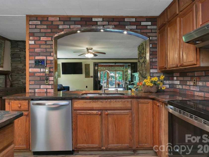 87 Old Chimney Lane, Cedar Mountain, NC 28718.  MLS# CAR4412723, YatesRealty ID 47107. 