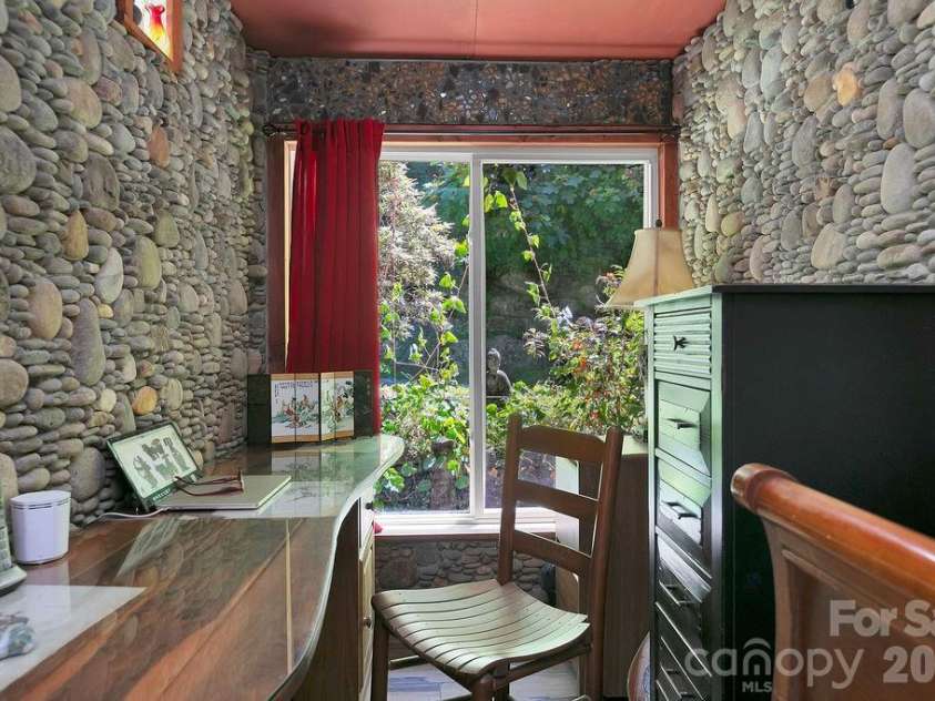 87 Old Chimney Lane, Cedar Mountain, NC 28718.  MLS# CAR4412723, YatesRealty ID 47107. 