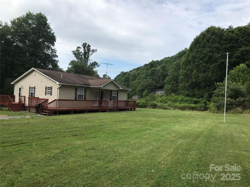 1864 Culvin Creek Road, Marshall, NC 28753.  MLS# CAR4177776, YatesRealty ID 4711. 