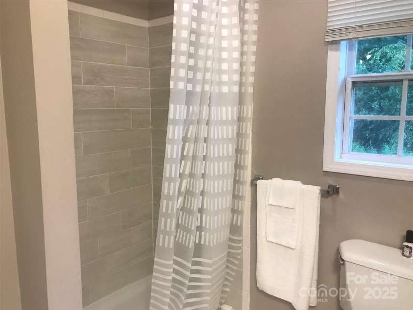 1864 Culvin Creek Road, Marshall, NC 28753.  MLS# CAR4177776, YatesRealty ID 4711. 