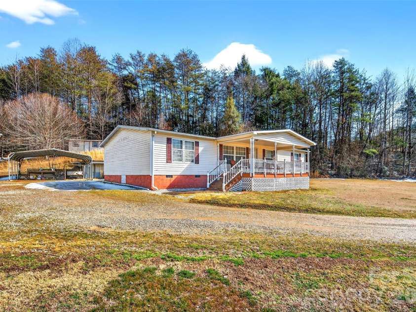 60 Buttercup Lane, Marion, NC 28752.  MLS# CAR4341232, YatesRealty ID 4711. 
