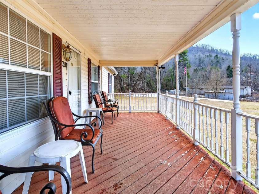 60 Buttercup Lane, Marion, NC 28752.  MLS# CAR4341232, YatesRealty ID 4711. 