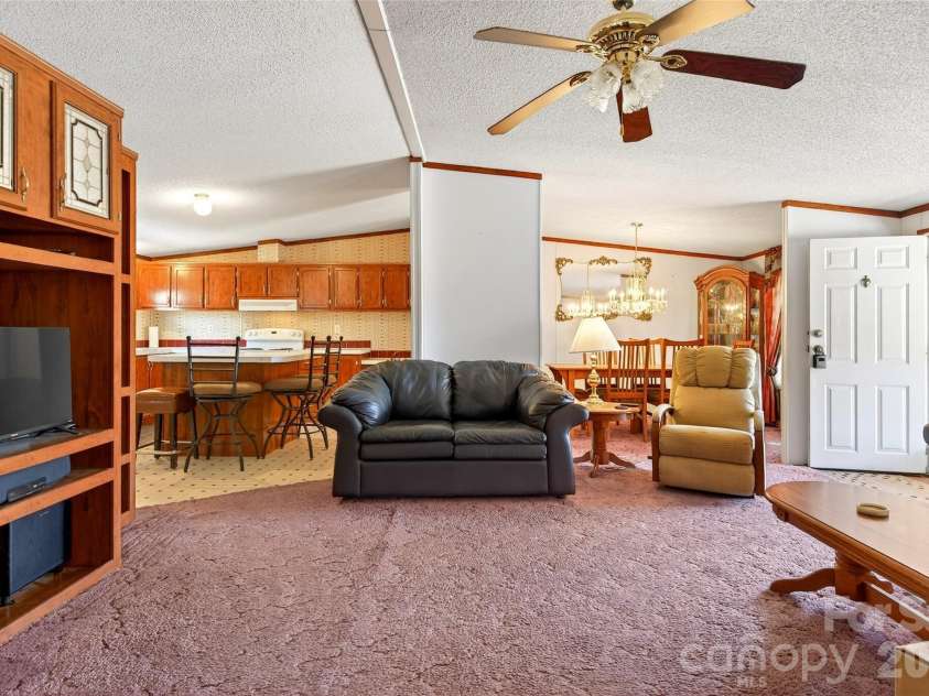 60 Buttercup Lane, Marion, NC 28752.  MLS# CAR4341232, YatesRealty ID 4711. 