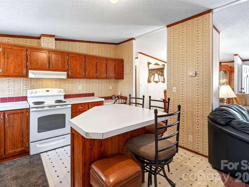 60 Buttercup Lane, Marion, NC 28752.  MLS# CAR4341232, YatesRealty ID 4711. 