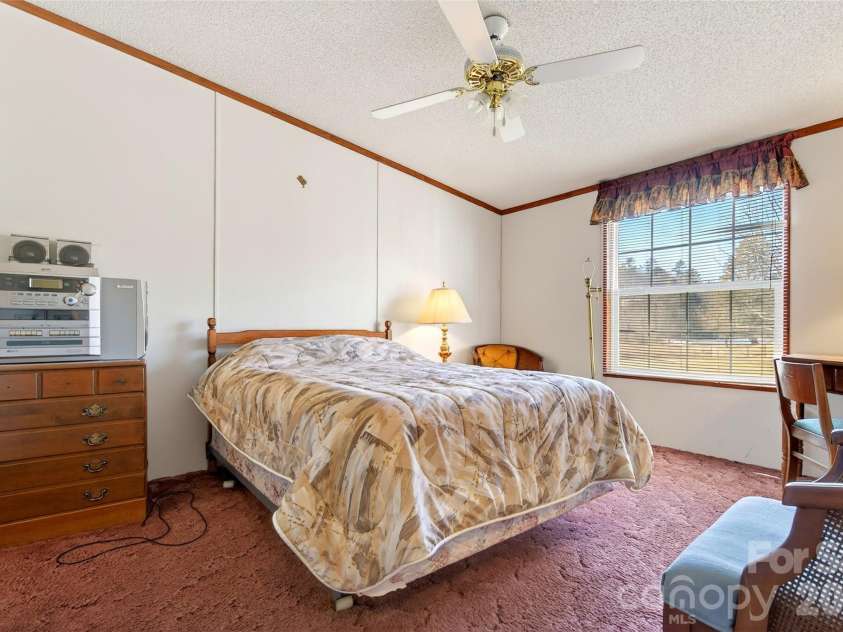 60 Buttercup Lane, Marion, NC 28752.  MLS# CAR4341232, YatesRealty ID 4711. 