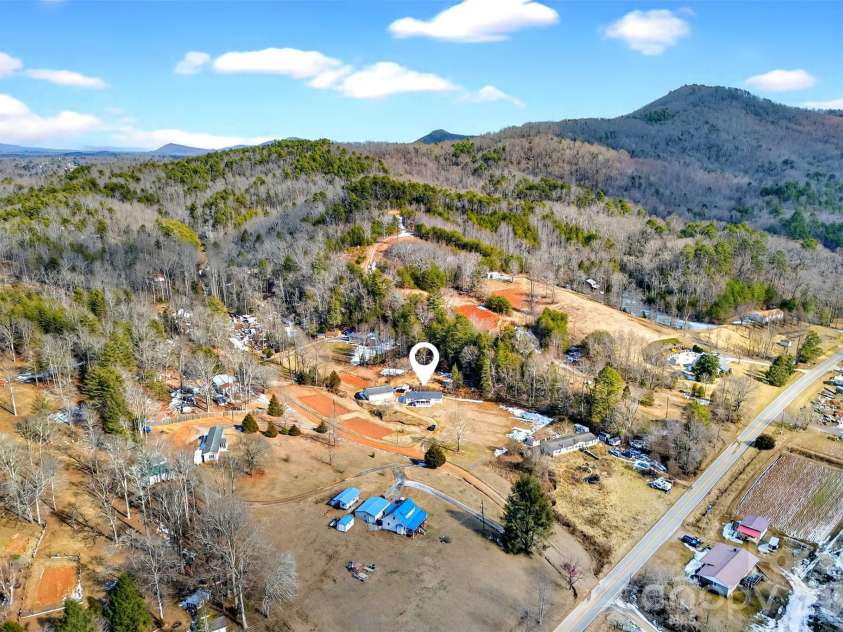 60 Buttercup Lane, Marion, NC 28752.  MLS# CAR4341232, YatesRealty ID 4711. 