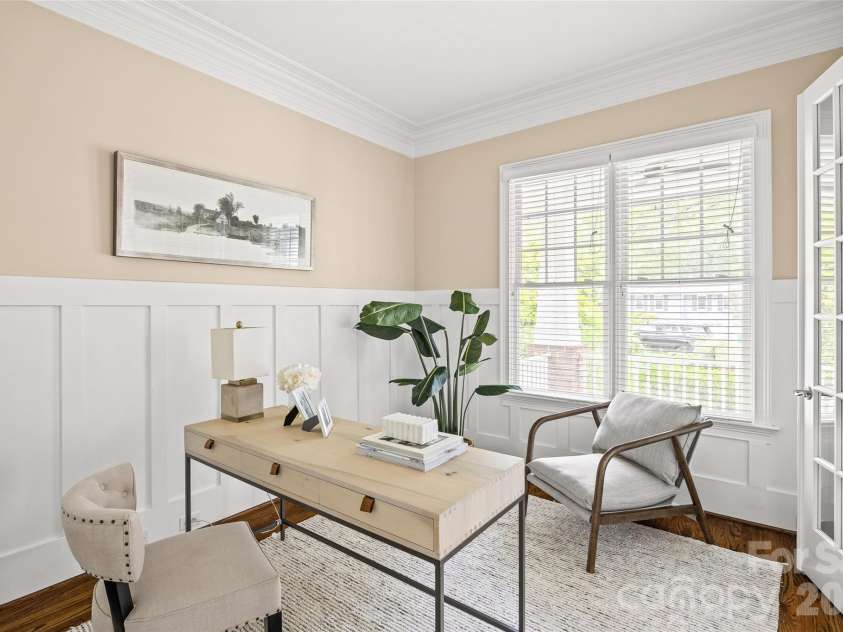 2141 Chatham Avenue, Charlotte, NC 28205.  MLS# CAR4400550, YatesRealty ID 47111. 