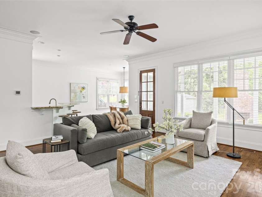 2141 Chatham Avenue, Charlotte, NC 28205.  MLS# CAR4400550, YatesRealty ID 47111. 