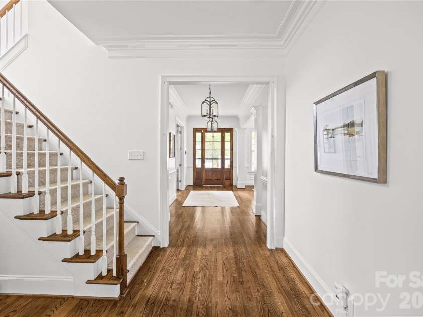 2141 Chatham Avenue, Charlotte, NC 28205.  MLS# CAR4400550, YatesRealty ID 47111. 