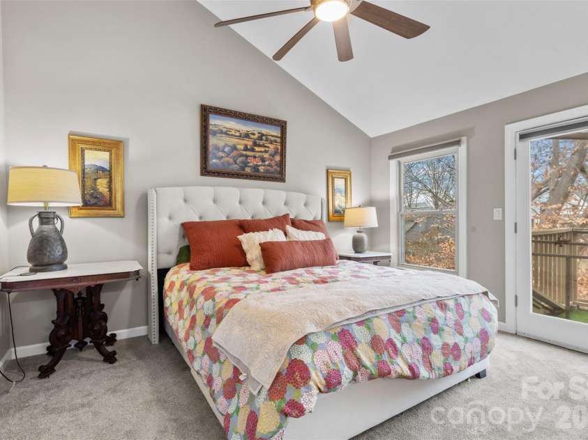 13820 Queens Harbor Road, Charlotte, NC 28278.  MLS# CAR4418333, YatesRealty ID 47112. 