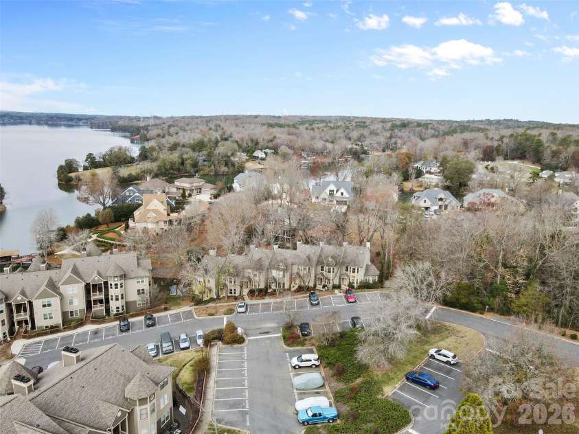 13820 Queens Harbor Road, Charlotte, NC 28278.  MLS# CAR4418333, YatesRealty ID 47112. 