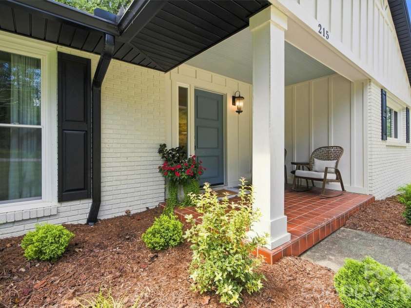215 Pinehurst Lane, Newton, NC 28658.  MLS# CAR4418066, YatesRealty ID 47113. 