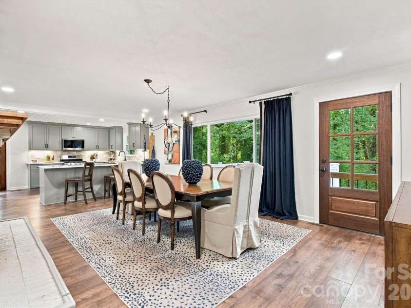 215 Pinehurst Lane, Newton, NC 28658.  MLS# CAR4418066, YatesRealty ID 47113. 