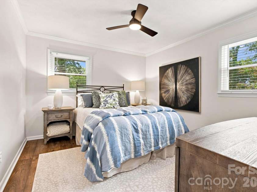 215 Pinehurst Lane, Newton, NC 28658.  MLS# CAR4418066, YatesRealty ID 47113. 