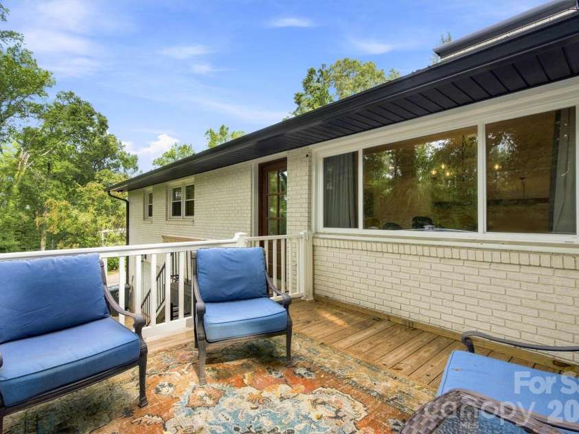 215 Pinehurst Lane, Newton, NC 28658.  MLS# CAR4418066, YatesRealty ID 47113. 