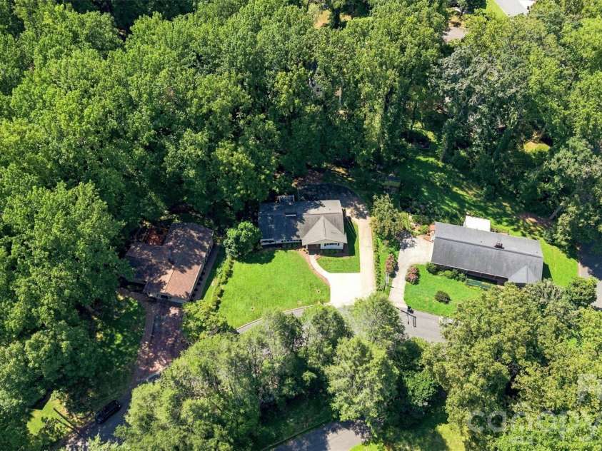 215 Pinehurst Lane, Newton, NC 28658.  MLS# CAR4418066, YatesRealty ID 47113. 