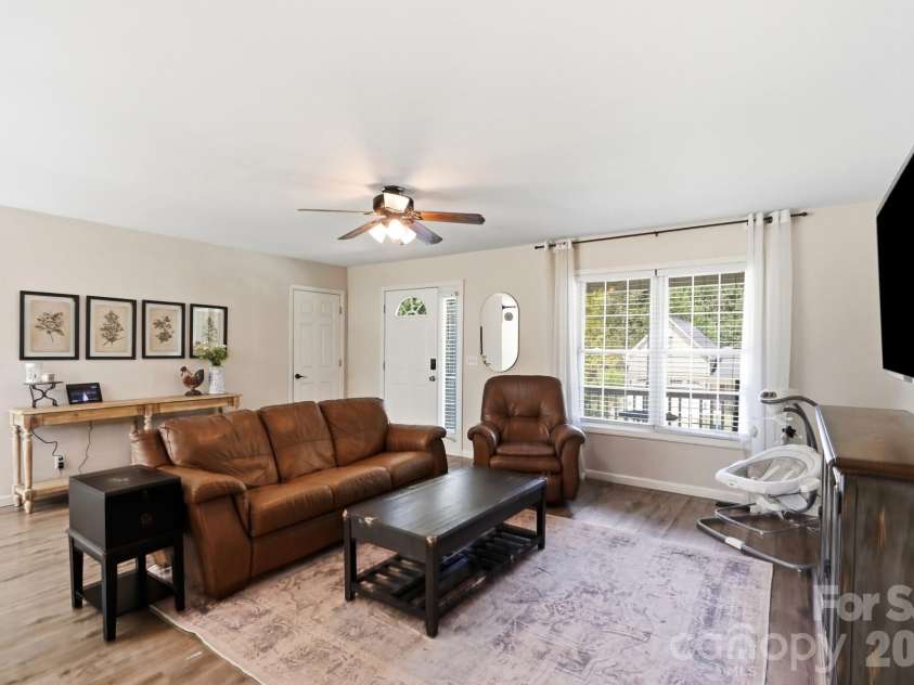 86 Fifth Street, York, SC 29745.  MLS# CAR4417220, YatesRealty ID 47117. 
