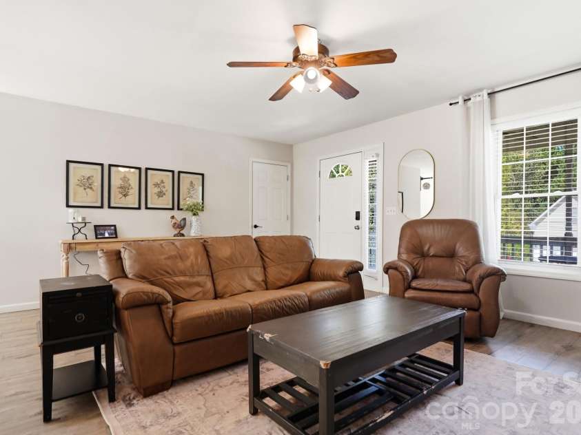 86 Fifth Street, York, SC 29745.  MLS# CAR4417220, YatesRealty ID 47117. 