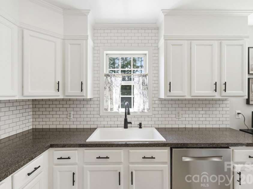 86 Fifth Street, York, SC 29745.  MLS# CAR4417220, YatesRealty ID 47117. 
