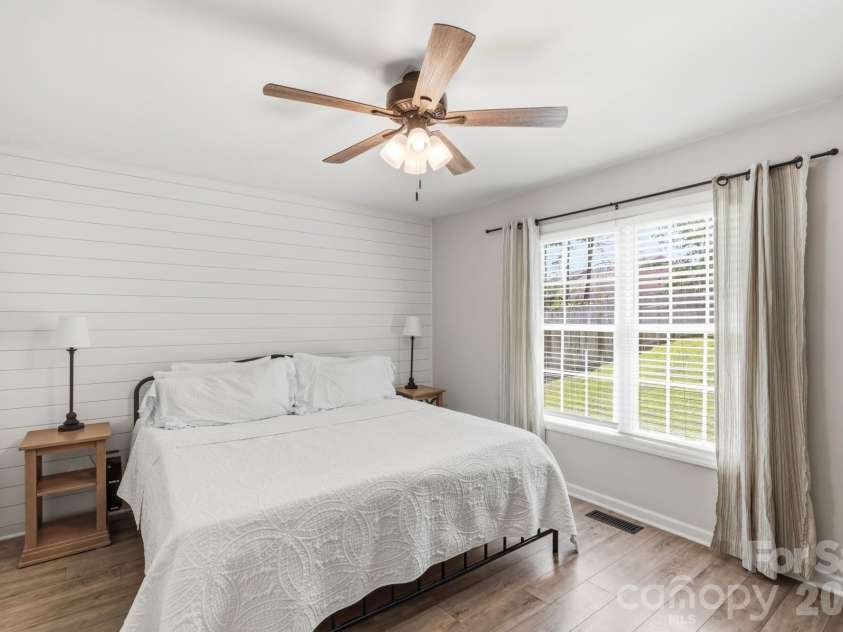 86 Fifth Street, York, SC 29745.  MLS# CAR4417220, YatesRealty ID 47117. 