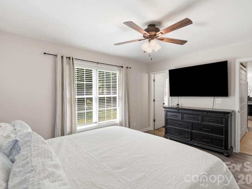 86 Fifth Street, York, SC 29745.  MLS# CAR4417220, YatesRealty ID 47117. 
