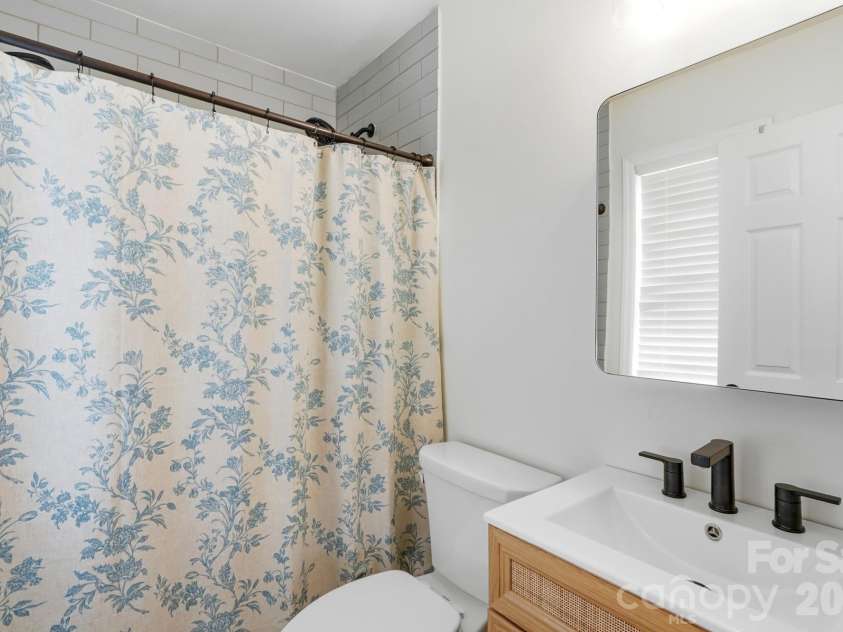 86 Fifth Street, York, SC 29745.  MLS# CAR4417220, YatesRealty ID 47117. 
