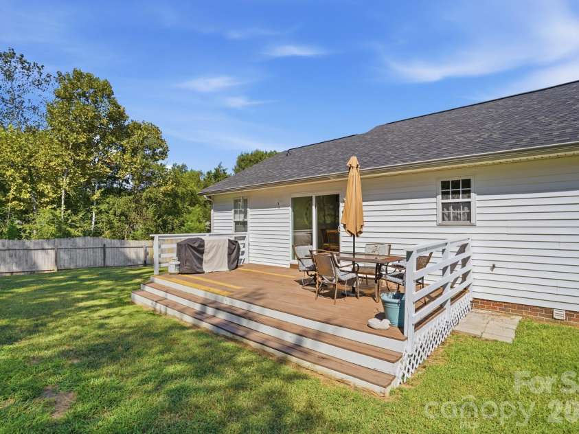 86 Fifth Street, York, SC 29745.  MLS# CAR4417220, YatesRealty ID 47117. 