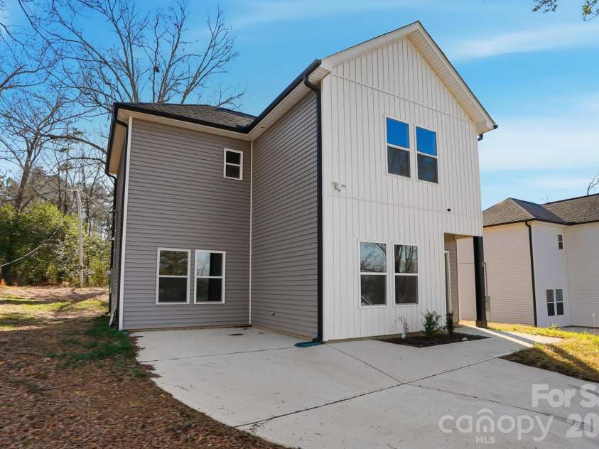 100 Boyette Drive, Albemarle, NC 28001.  MLS# CAR4333625, YatesRealty ID 4712. 