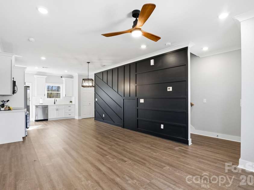 100 Boyette Drive, Albemarle, NC 28001.  MLS# CAR4333625, YatesRealty ID 4712. 