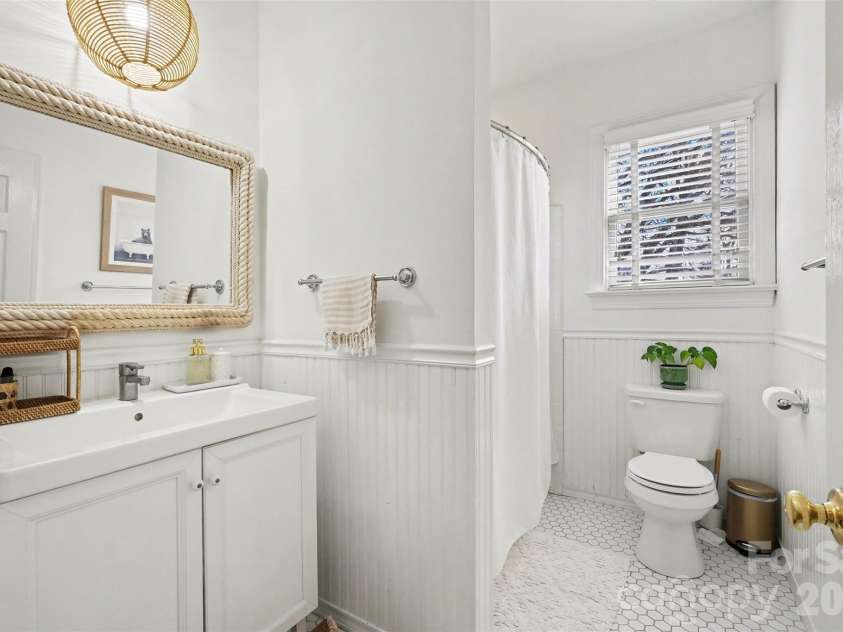 136 Spencer Street, Davidson, NC 28036.  MLS# CAR4355088, YatesRealty ID 4712. 