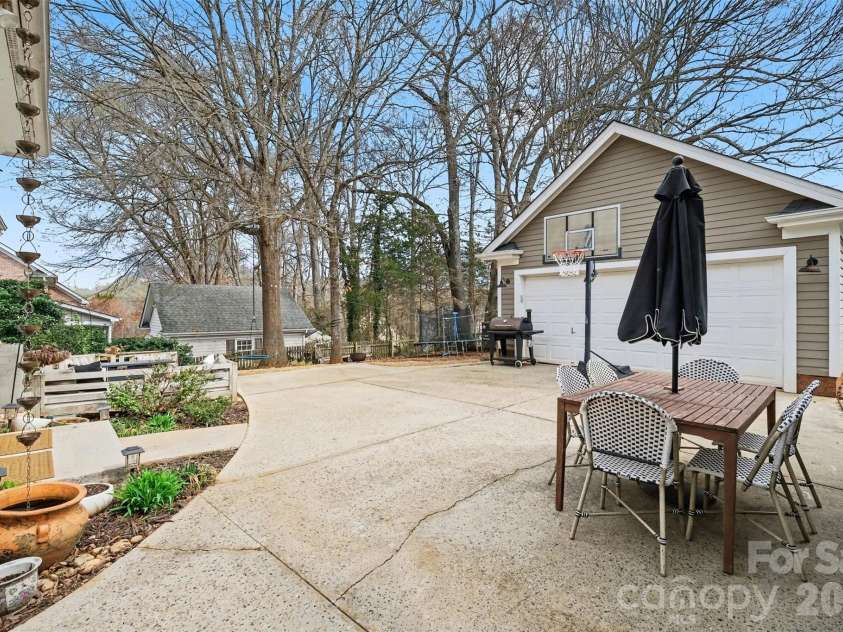 136 Spencer Street, Davidson, NC 28036.  MLS# CAR4355088, YatesRealty ID 4712. 