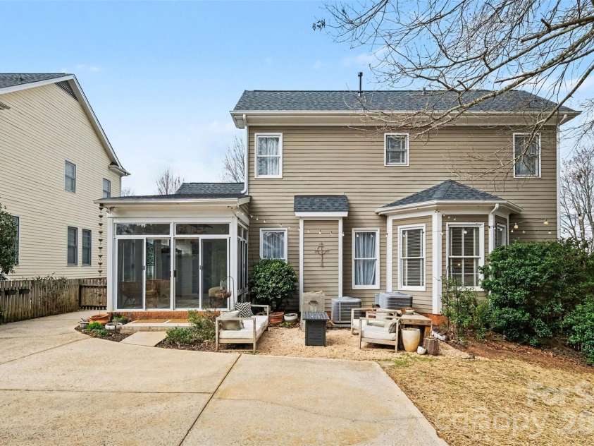 136 Spencer Street, Davidson, NC 28036.  MLS# CAR4355088, YatesRealty ID 4712. 