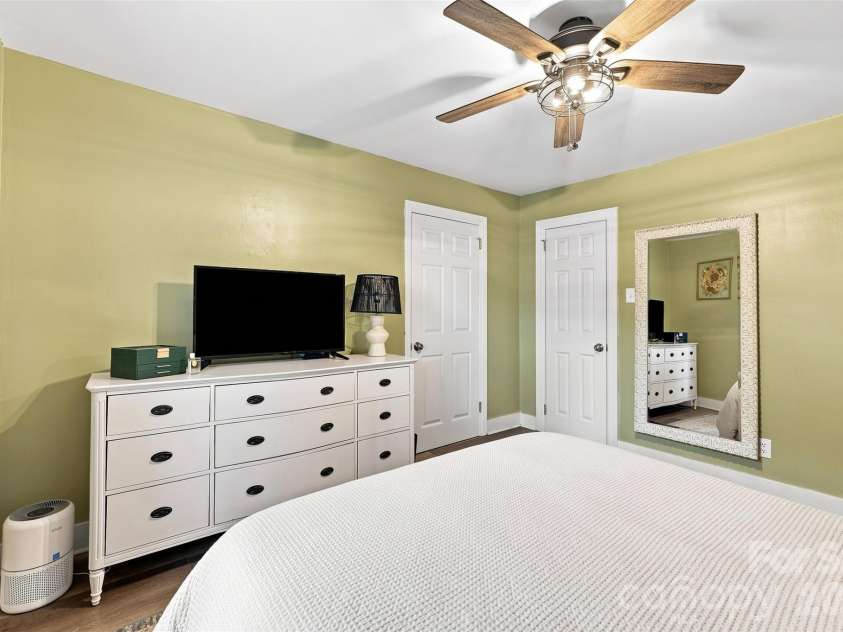208 Barron Park, York, SC 29745.  MLS# CAR4418344, YatesRealty ID 47120. 