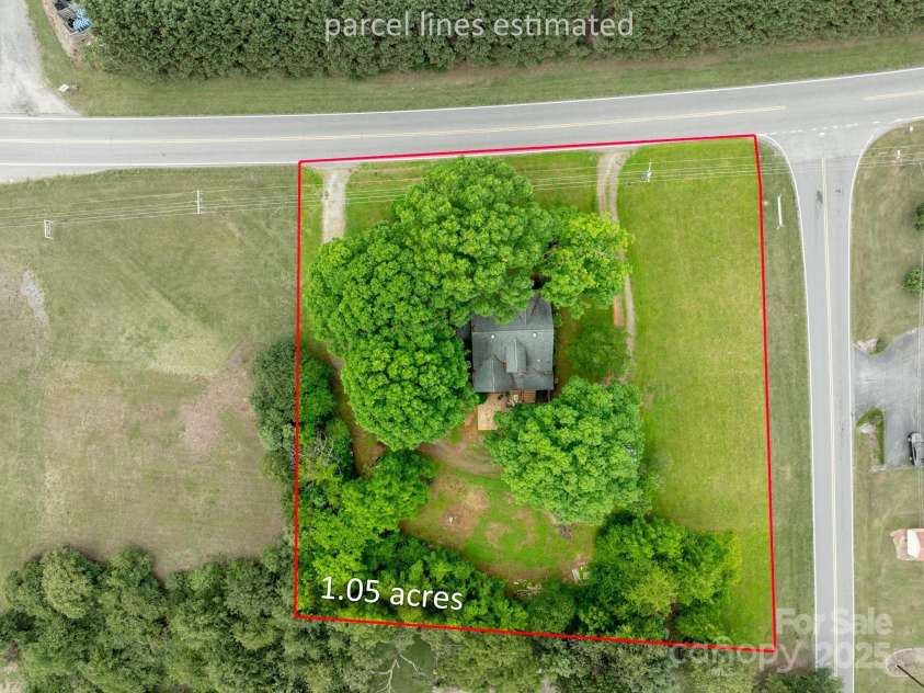 4098 Nc Hwy 127 Highway, Hickory, NC 28602.  MLS# CAR4256823, YatesRealty ID 47123. 