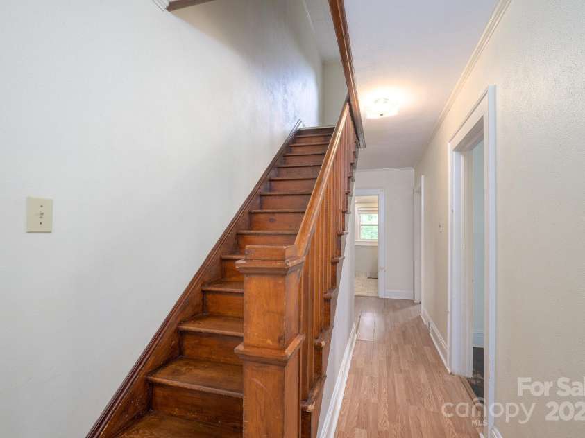 4098 Nc Hwy 127 Highway, Hickory, NC 28602.  MLS# CAR4256823, YatesRealty ID 47123. 