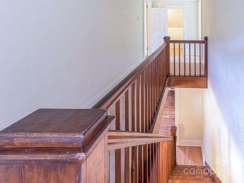 4098 Nc Hwy 127 Highway, Hickory, NC 28602.  MLS# CAR4256823, YatesRealty ID 47123. 