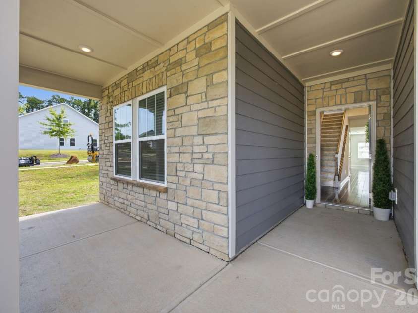 4405 Duplin Drive, Charlotte, NC 28214.  MLS# CAR4418715, YatesRealty ID 47128. 