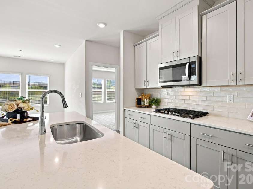 4405 Duplin Drive, Charlotte, NC 28214.  MLS# CAR4418715, YatesRealty ID 47128. 