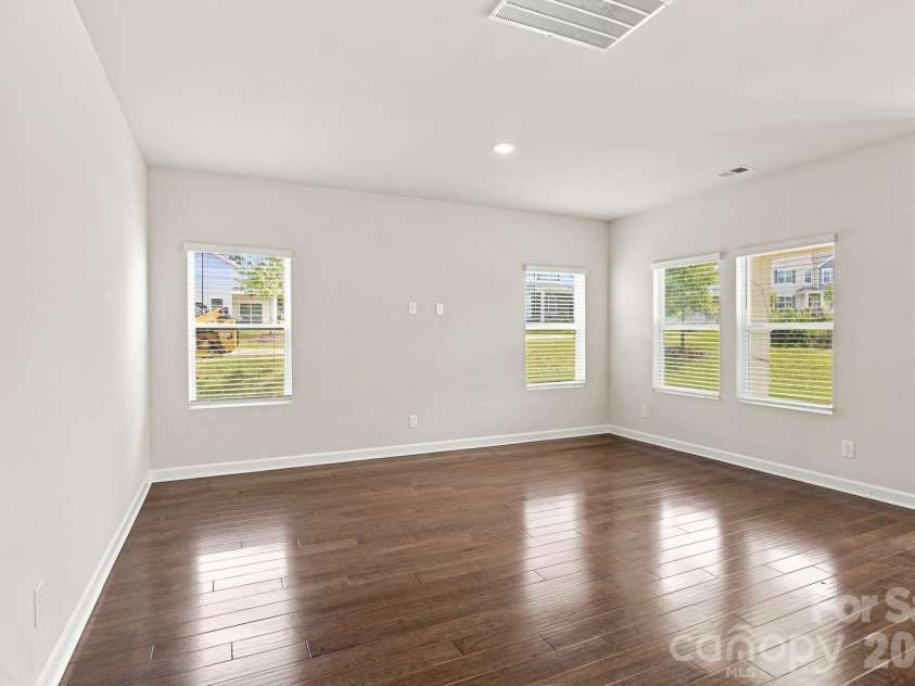 4405 Duplin Drive, Charlotte, NC 28214.  MLS# CAR4418715, YatesRealty ID 47128. 