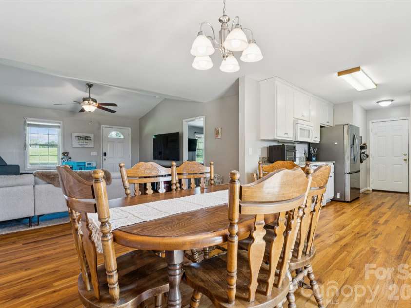 550 Stable Brook Lane, Taylorsville, NC 28681.  MLS# CAR4417552, YatesRealty ID 47129. 