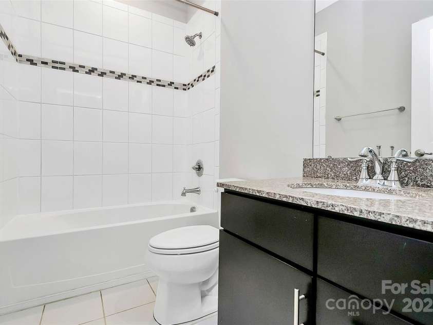 11712 Blessington Road, Huntersville, NC 28078.  MLS# CAR4188896, YatesRealty ID 4713. Hall bath up