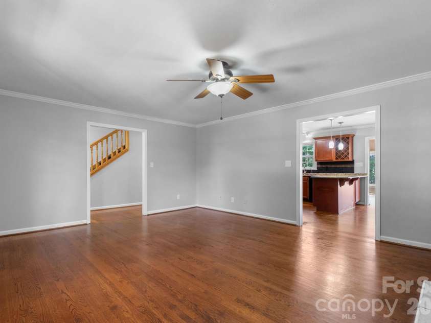 2025 34th Avenue Drive, Hickory, NC 28601.  MLS# CAR4377722, YatesRealty ID 47133. 