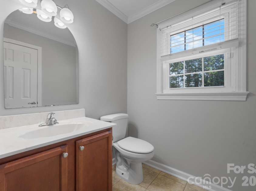 2025 34th Avenue Drive, Hickory, NC 28601.  MLS# CAR4377722, YatesRealty ID 47133. 