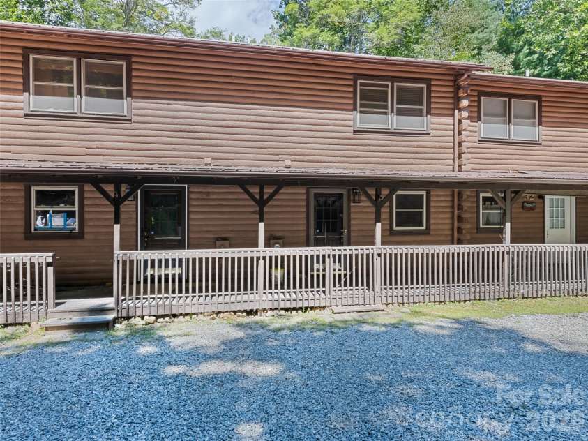 36 Mulberry Lane, Maggie Valley, NC 28751.  MLS# CAR4346269, YatesRealty ID 47136. 